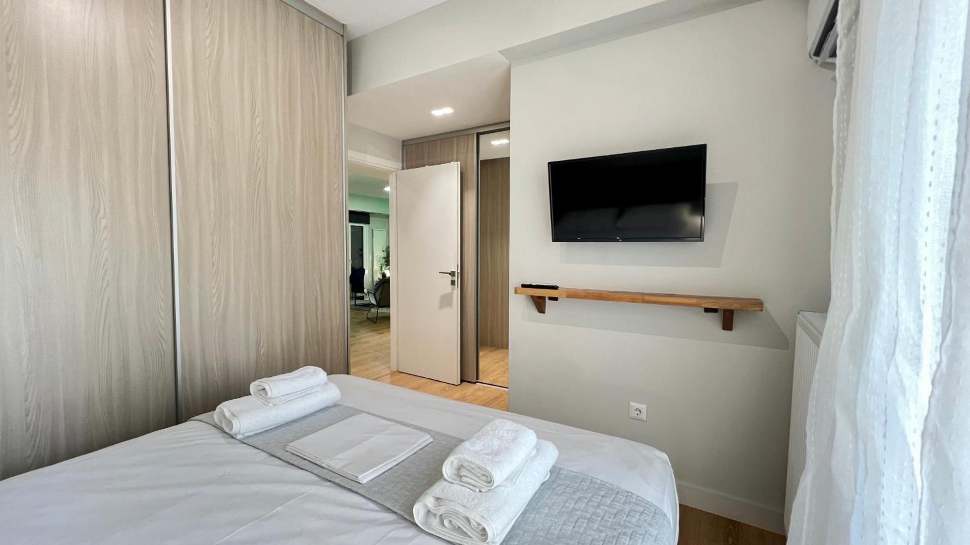 Trion Ierarchon Modern 3 Bdr In Petralona *