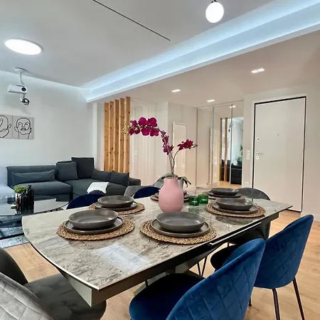 Trion Ierarchon Modern 3 Bdr Apt In Petralona Athens Exterior photo