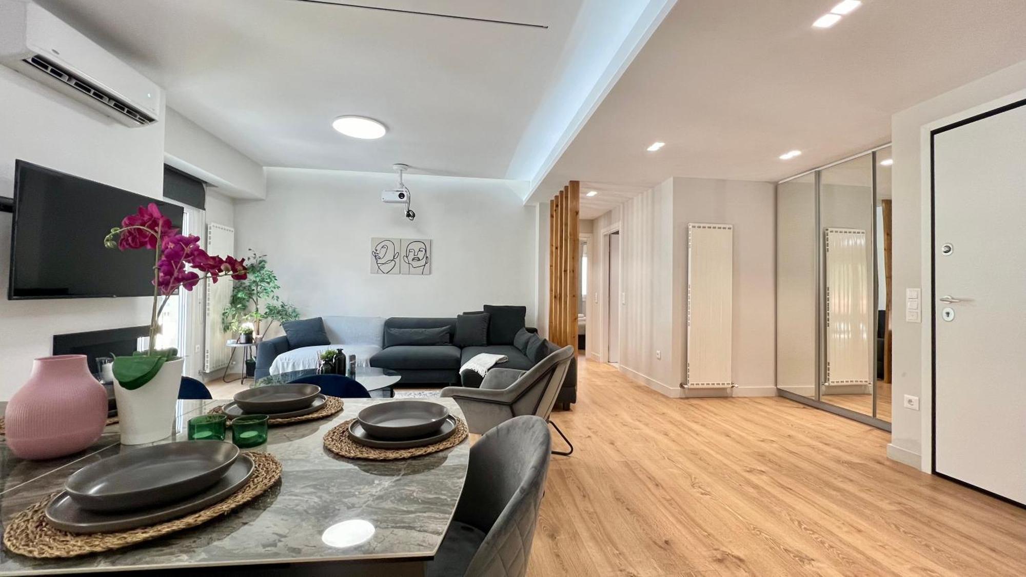 Trion Ierarchon Modern 3 Bdr In Petralona Athens