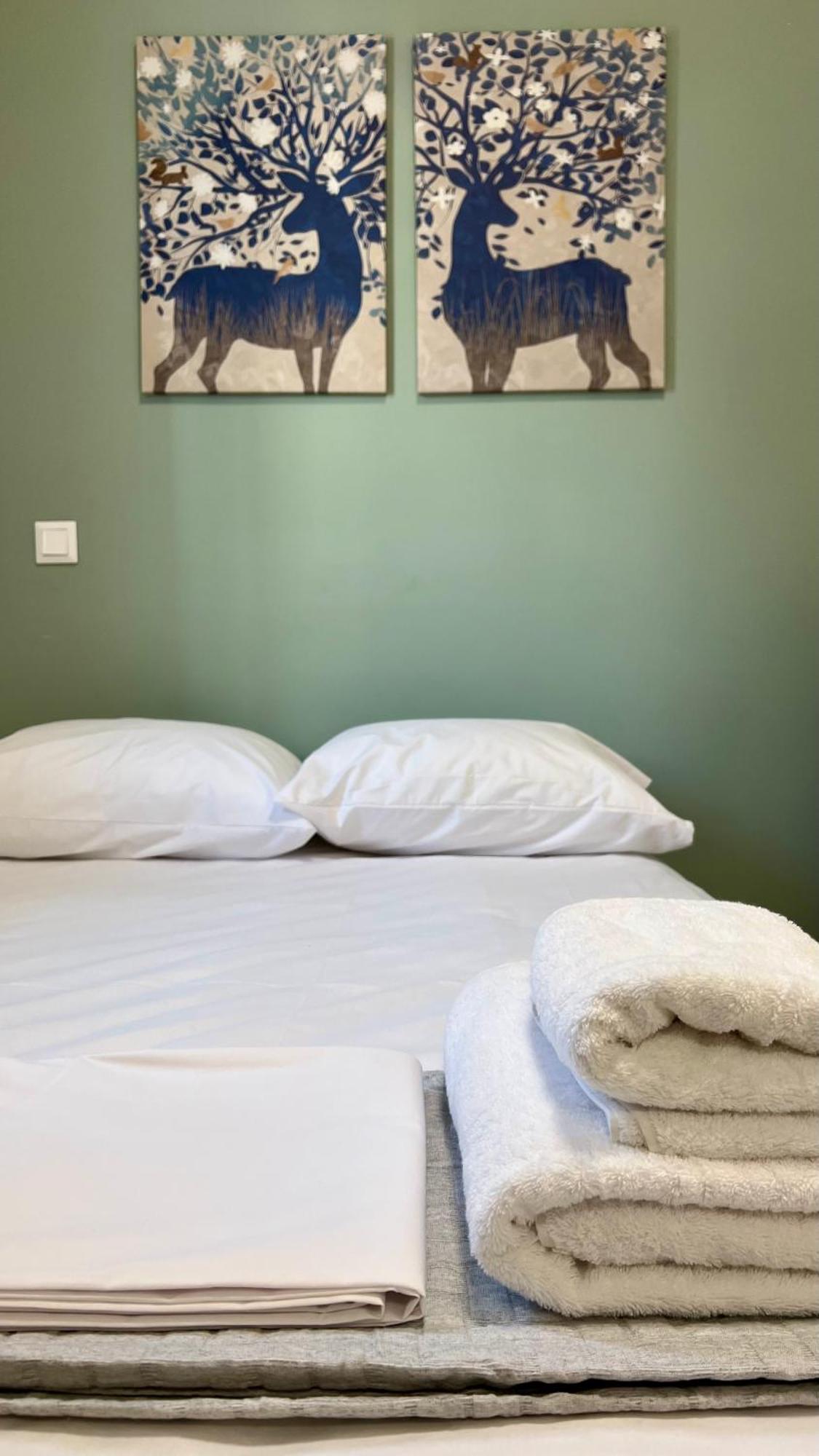 Trion Ierarchon Modern 3 Bdr In Petralona